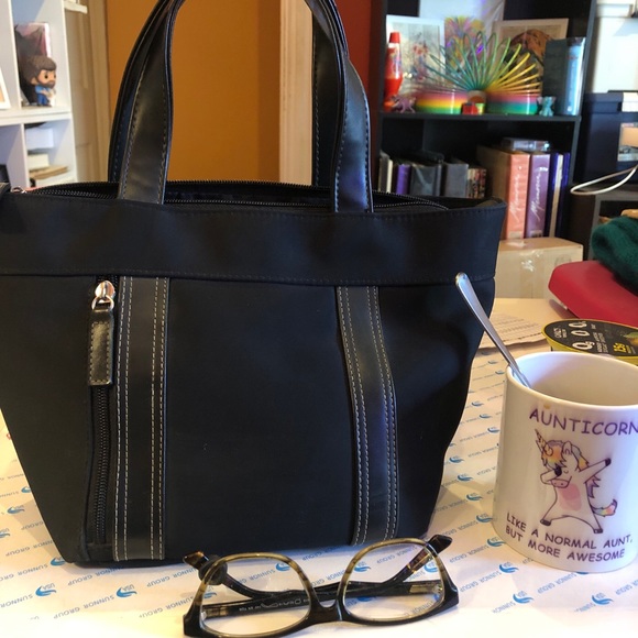 NFS COPY - Small black Kenneth Cole tote - Picture 1 of 1